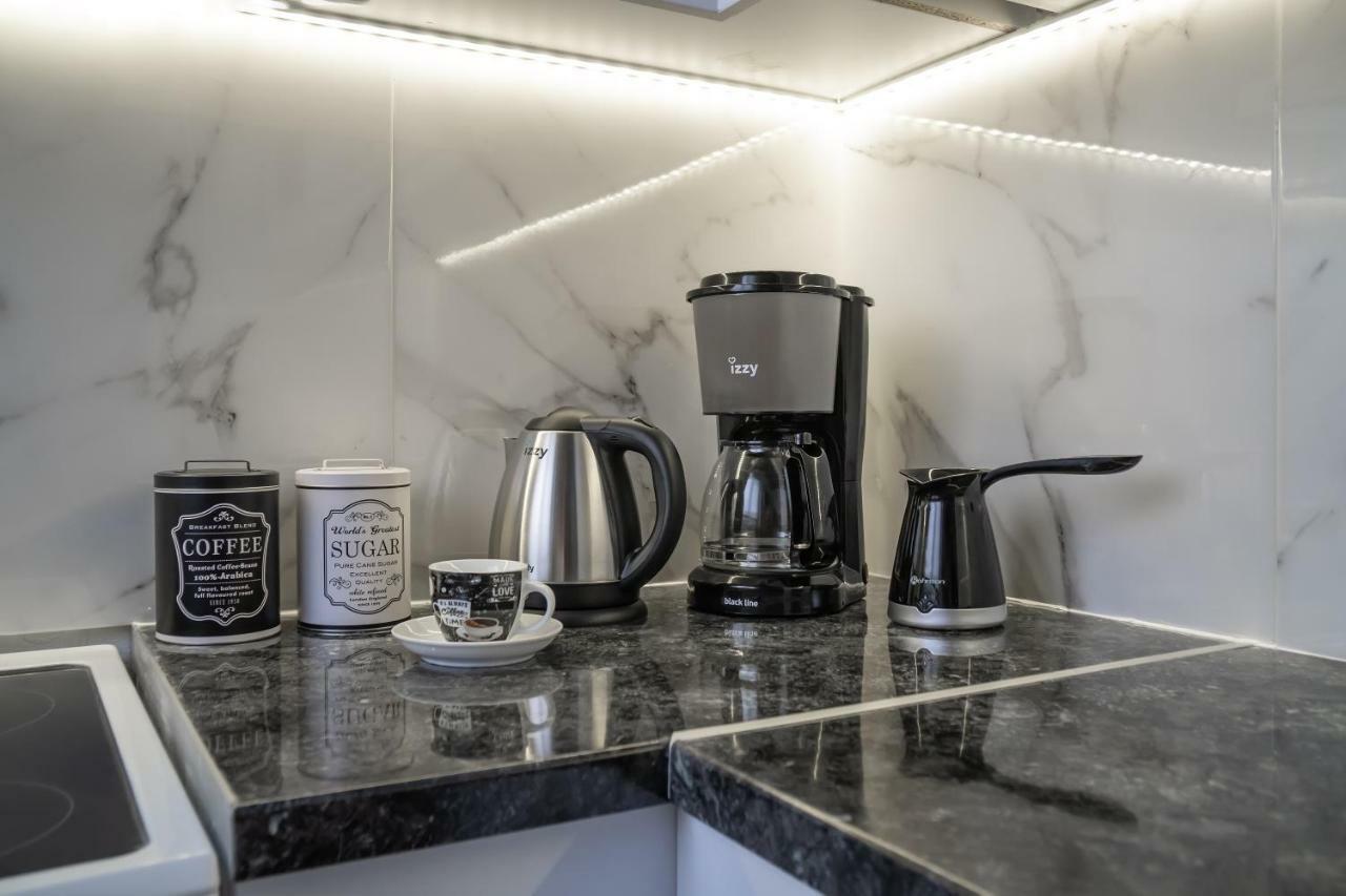 Cool Style Private Apartments Athena Bagian luar foto